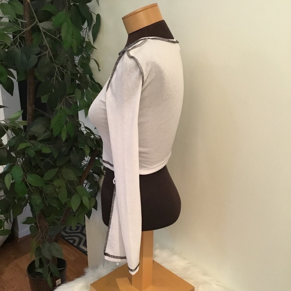 Princess Polly Twiin Woman’s XS cropped semi sheer long bell sleeve top - Picture 6 of 11